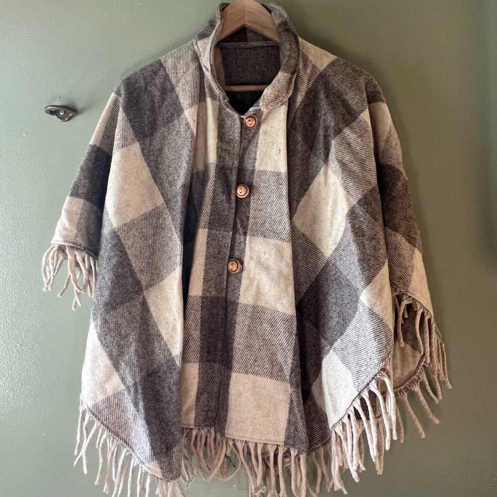 Plaid Tassel Poncho